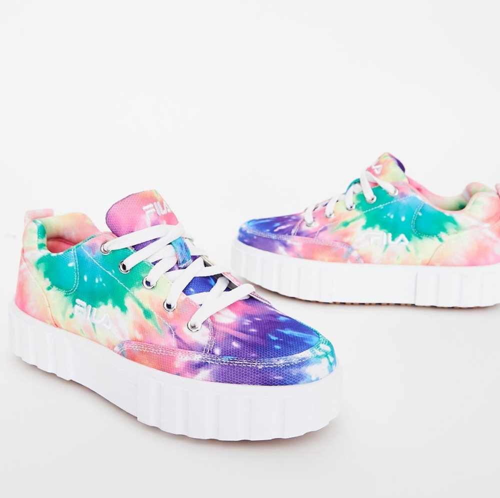 👣FILA Tie Dye 💞Sandblast Low Platform Sneakers💋